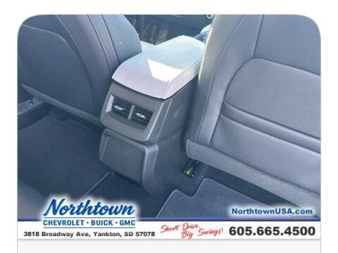 2026 Chevrolet Equinox EV LT 2