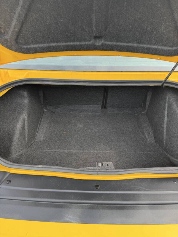 2018 Dodge Challenger SXT Plus