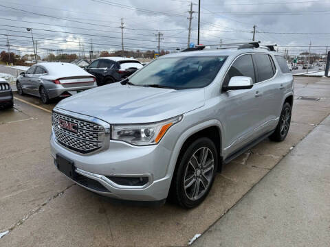 2017 GMC Acadia Denali
