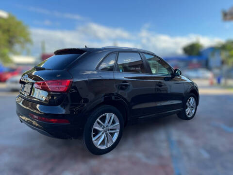 2017 Audi Q3 2.0T Premium