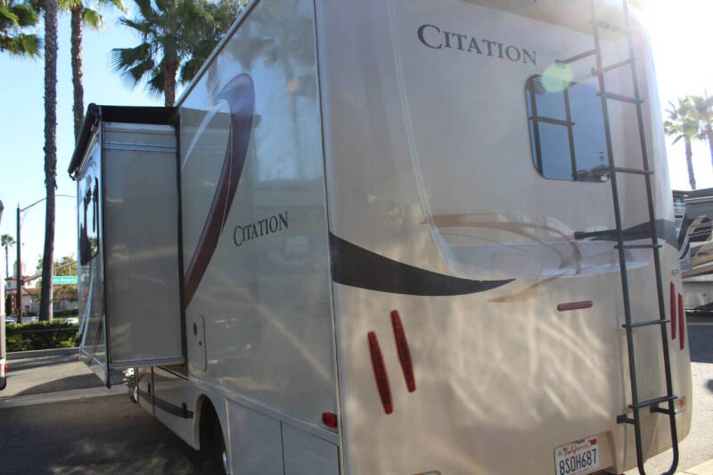 2017 Thor Motor Coach Citation 23SA Mini Motor Home