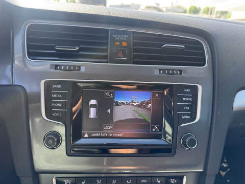 2015 Volkswagen e-Golf SEL Premium