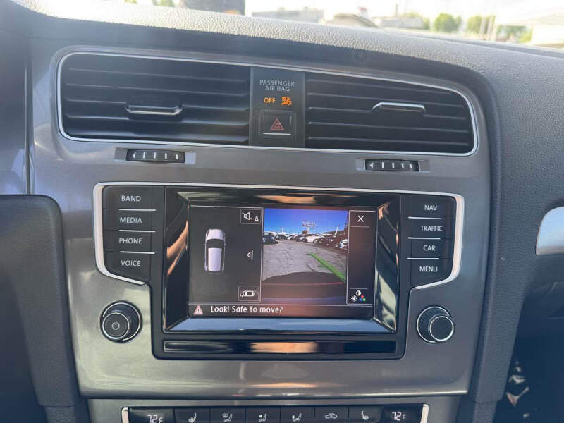 2015 Volkswagen e-Golf SEL Premium