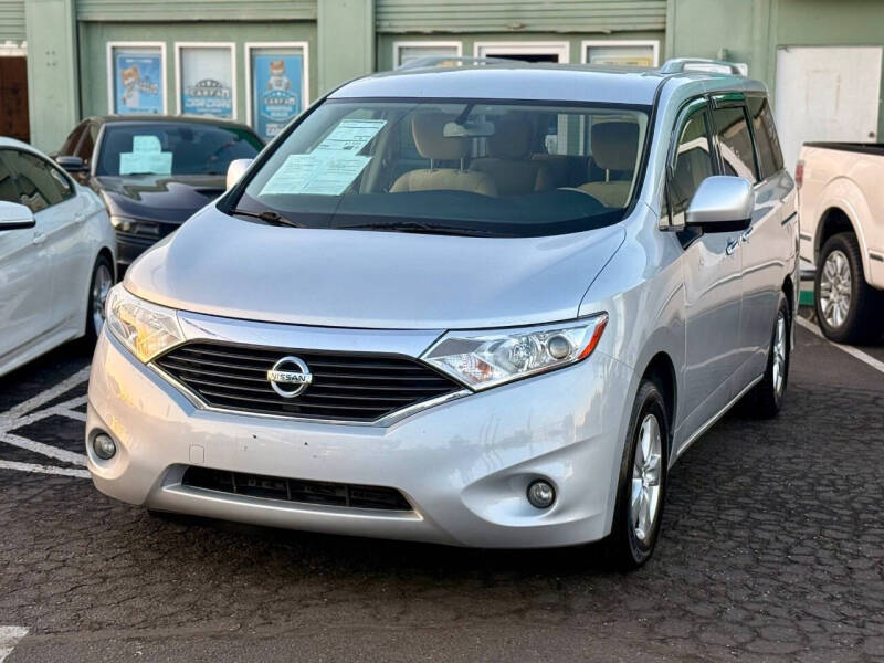 2017 Nissan Quest SV