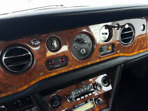 1975 Rolls-Royce Corniche