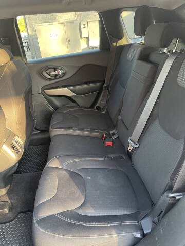 2017 Jeep Cherokee Latitude