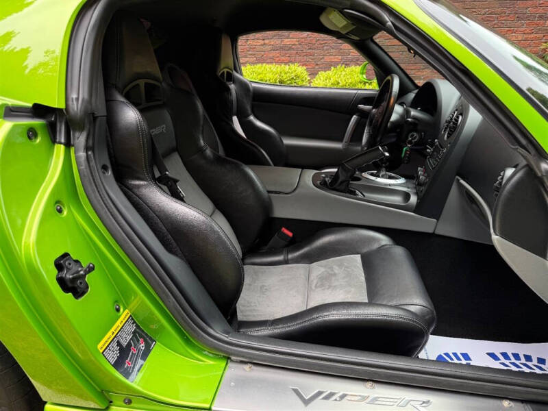 2008 Dodge Viper SRT-10