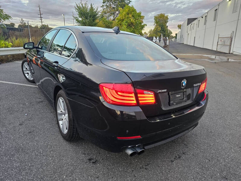 2013 BMW 5 Series 528i xDrive