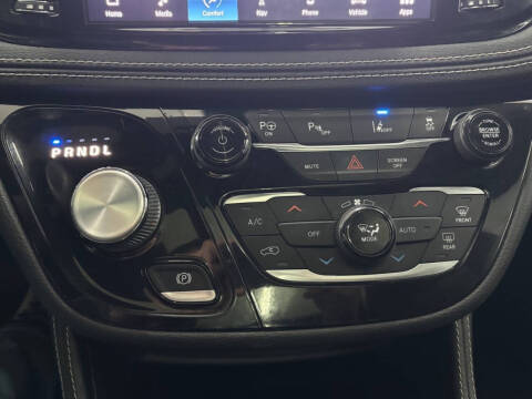 2022 Chrysler Pacifica Hybrid Limited