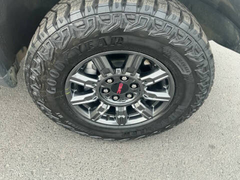 2025 GMC Sierra 1500 AT4X