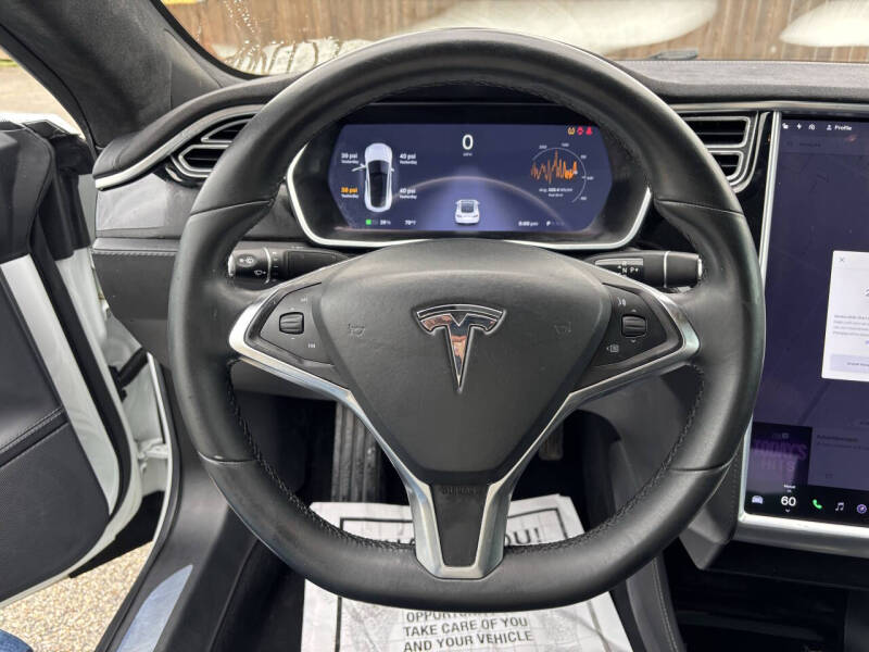 2016 Tesla Model S 70