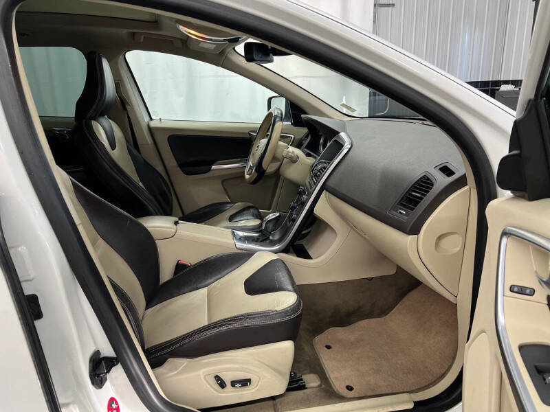 2013 Volvo XC60 3.2 Premier Plus