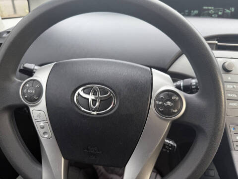 2012 Toyota Prius Two