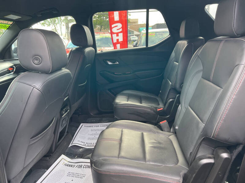 2022 Chevrolet Traverse RS