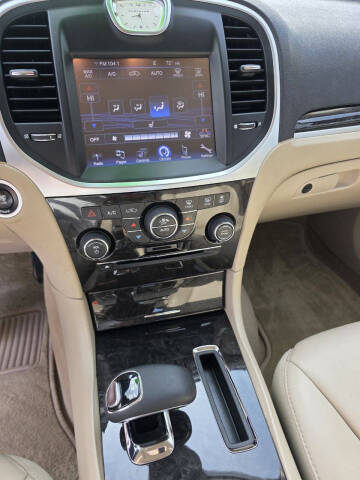 2014 Chrysler 300