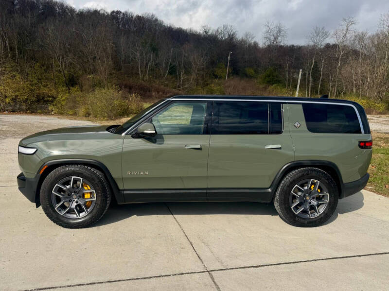 2024 Rivian R1S Launch Edition