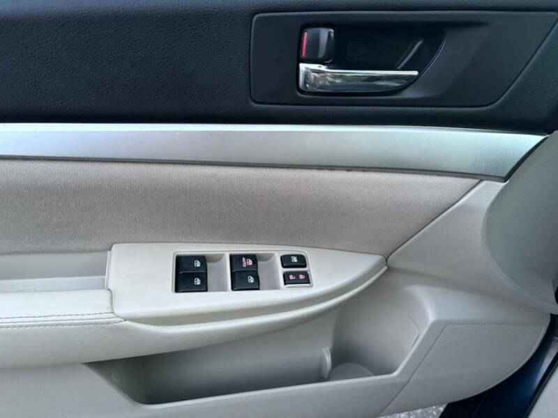 2013 Subaru Outback 2.5i