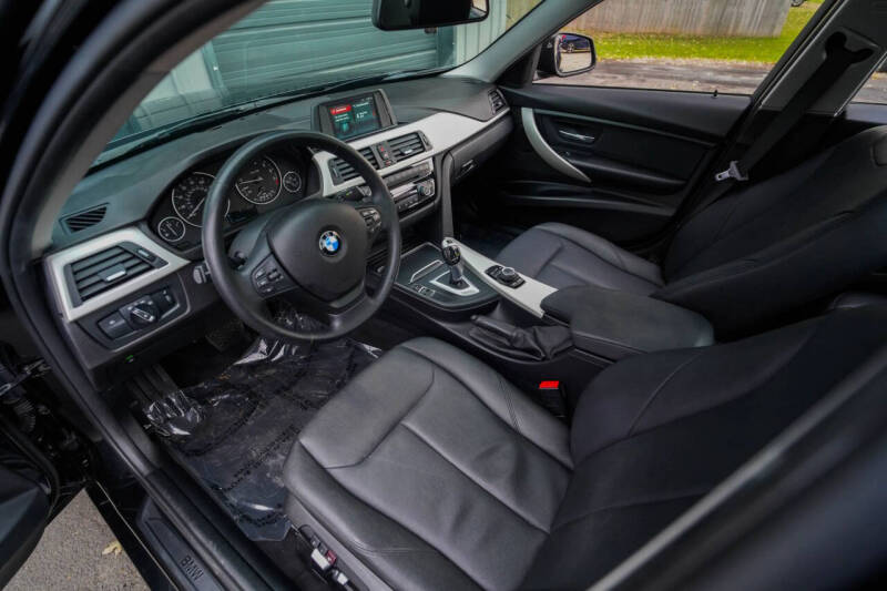 2018 BMW 3 Series 320i xDrive