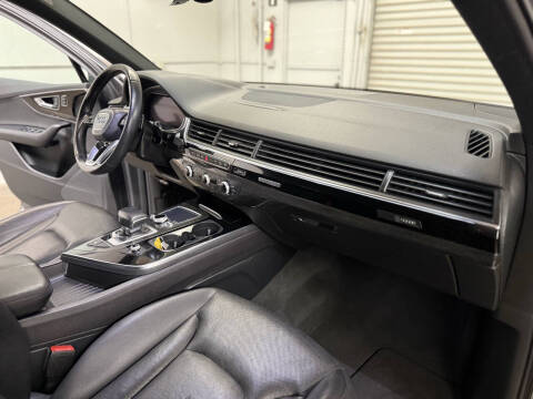 2017 Audi Q7 3.0T quattro Premium Plus