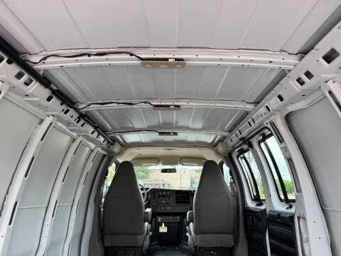 2024 Chevrolet Express 3500