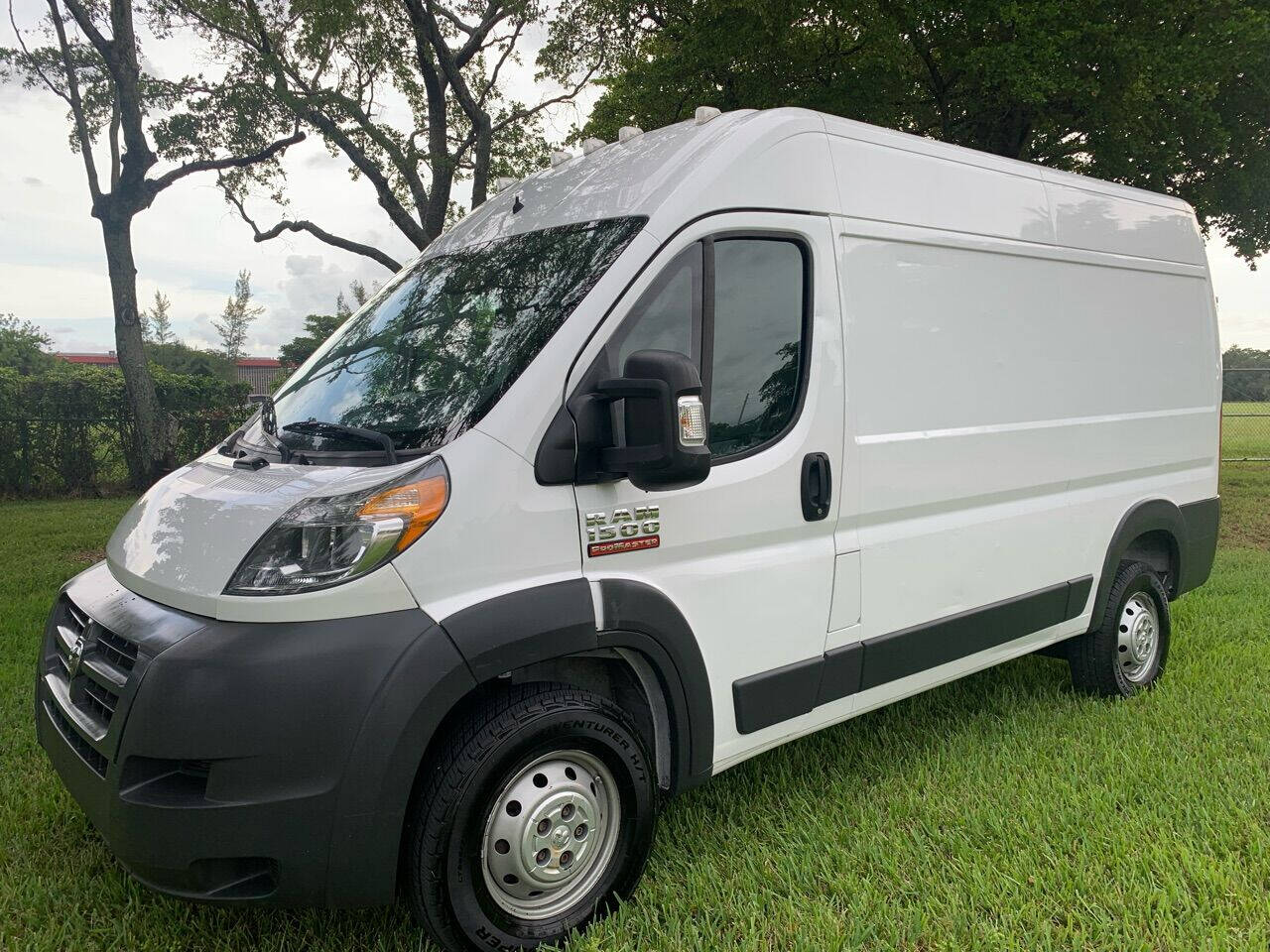 Cargo Vans For Sale In Coral Springs, FL