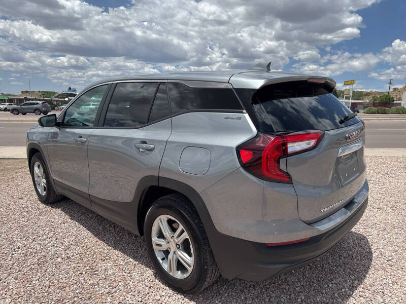 2024 GMC Terrain SLE