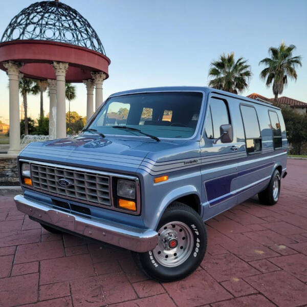 1983 Ford E-100