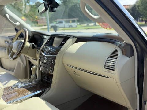 2015 Infiniti QX80