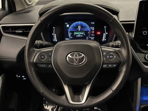 2023 Toyota Corolla Cross XLE