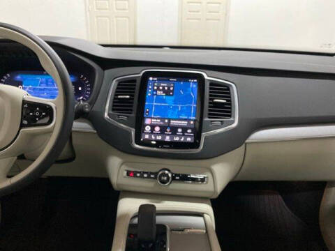 2025 Volvo XC90 B5 Core Bright Theme