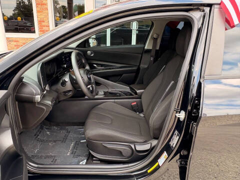 2022 Hyundai Elantra SEL