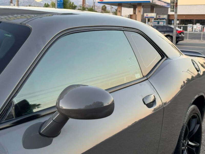 2017 Dodge Challenger SXT