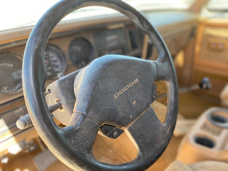 1992 Dodge D series null photo 13