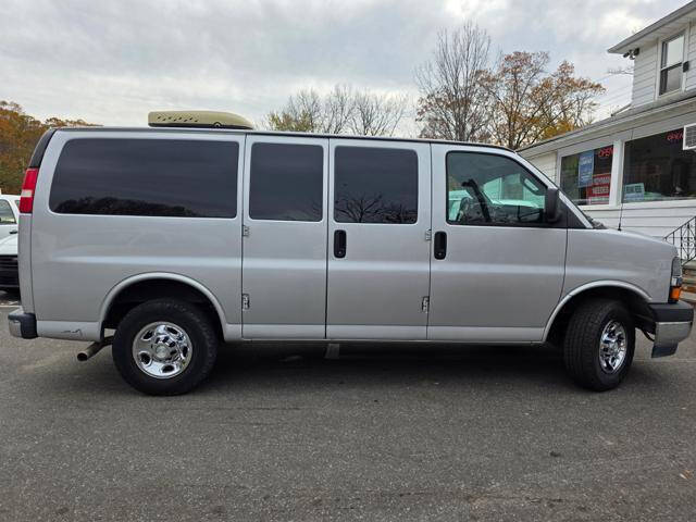 2017 Chevrolet Express LT 2500