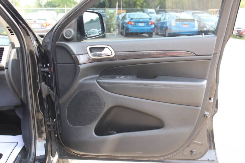 2012 Jeep Grand Cherokee Laredo X