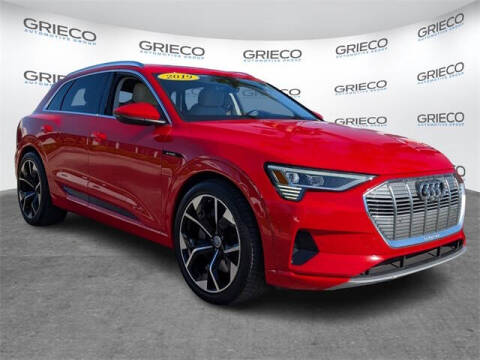 2019 Audi e-tron quattro Prestige