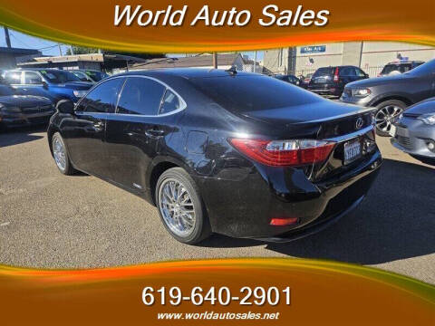 2013 Lexus ES 300h