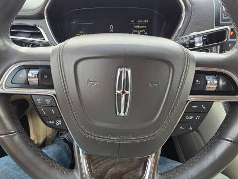 2019 Lincoln Continental Select