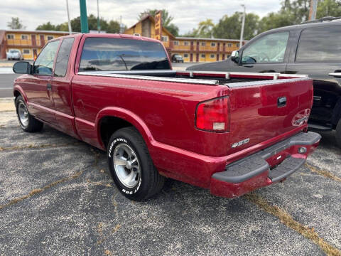 2000 Chevrolet S-10 LS