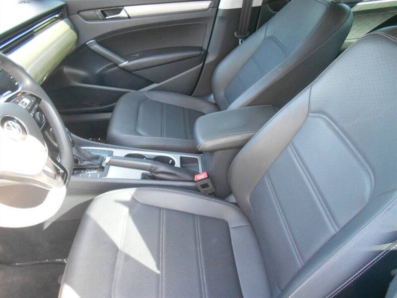 2022 Volkswagen Passat SE