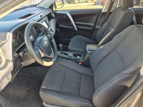 2018 Toyota RAV4 Hybrid LE