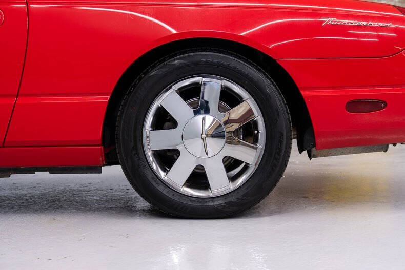 2003 Ford Thunderbird