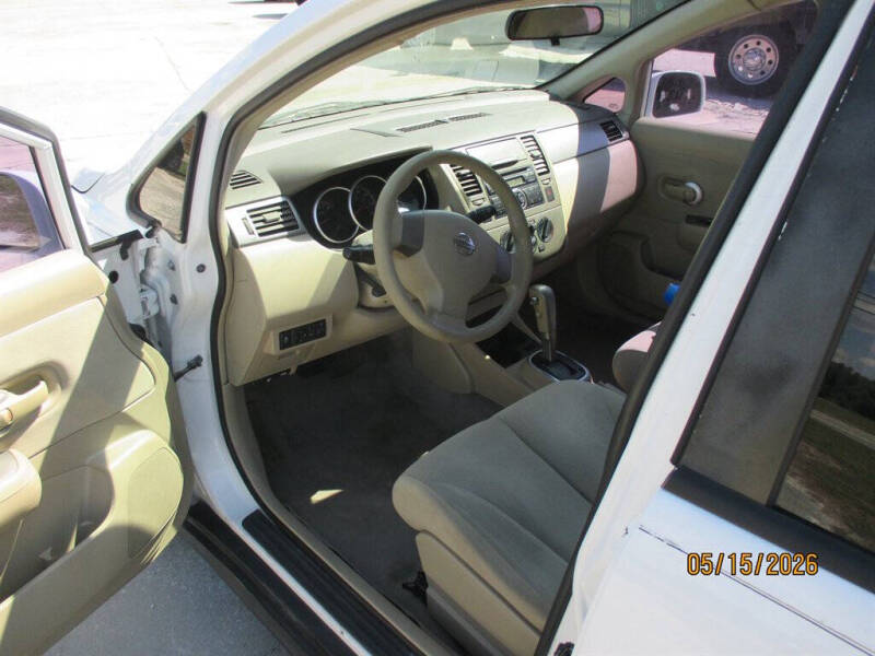 2012 Nissan Versa 1.8 SL