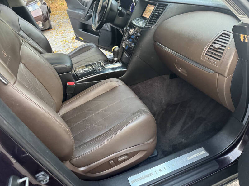 2012 Infiniti FX35
