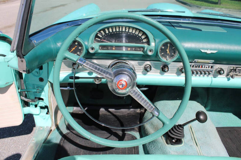 1955 Ford Thunderbird