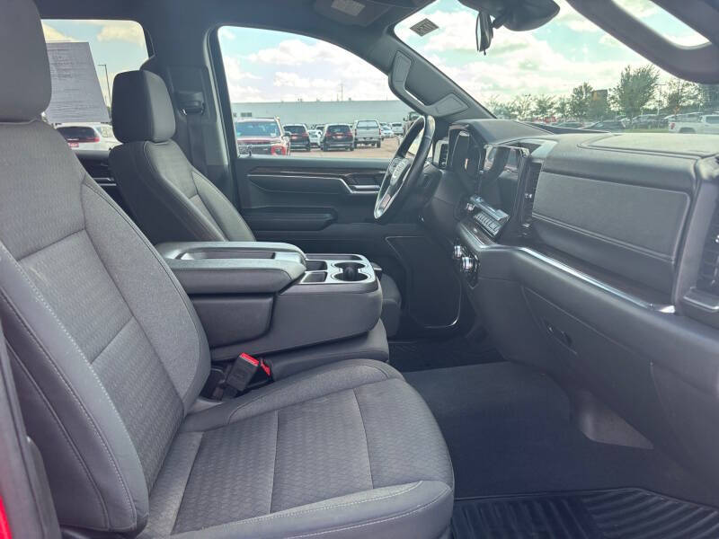 2023 GMC Sierra 1500 Elevation Standard