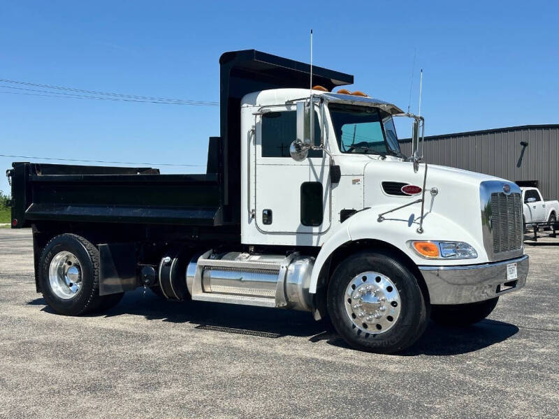2013 Peterbilt 337