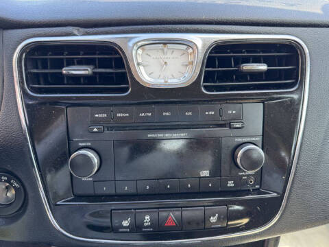 2013 Chrysler 200 Limited