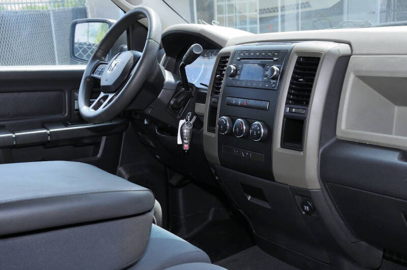 2012 RAM 1500 ST