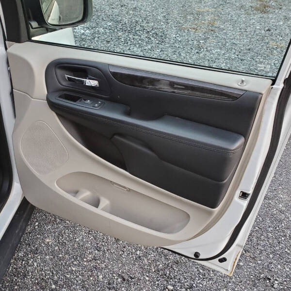 2014 Dodge Grand Caravan American Value Package